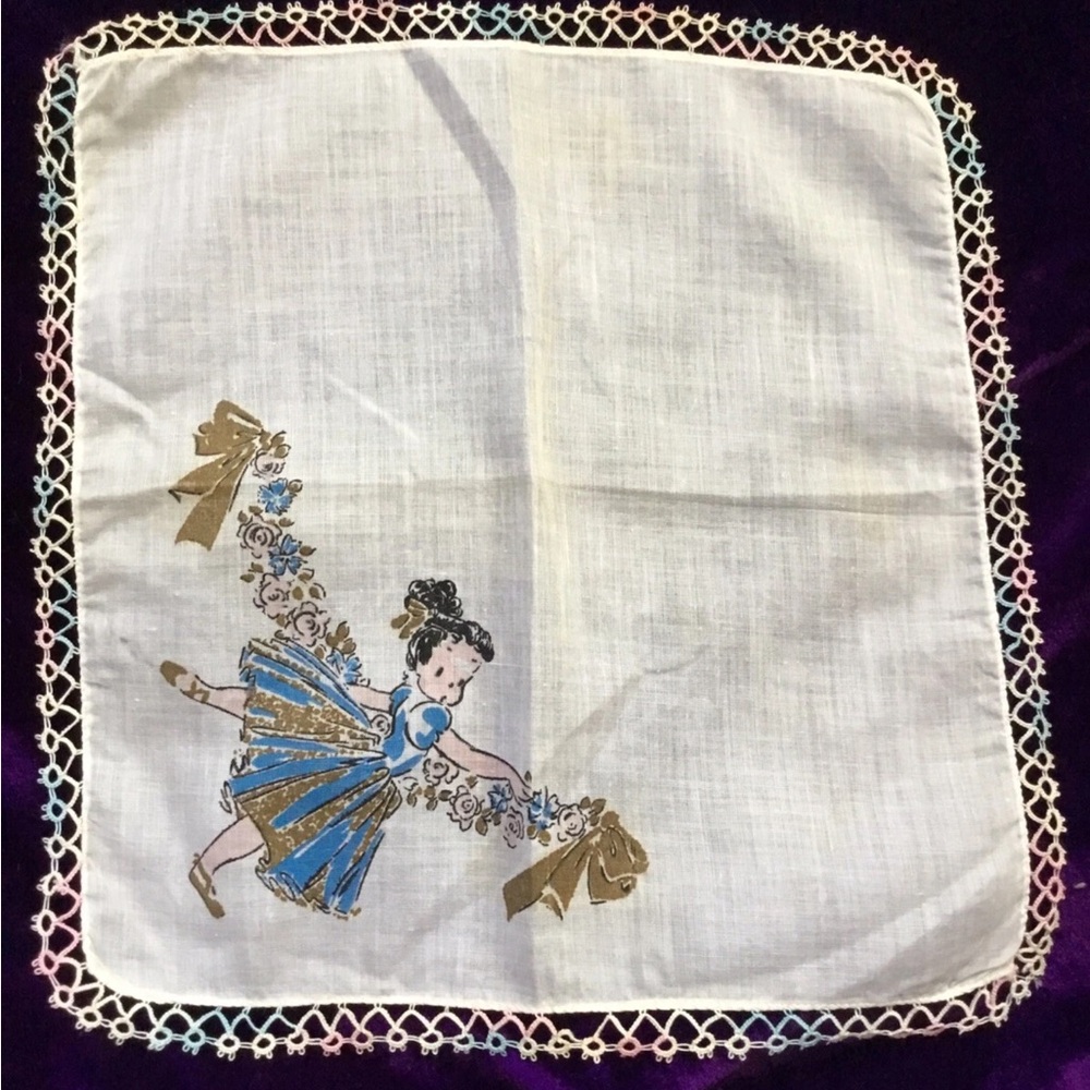 Vintage Girls Handkerchief Ballerina Hankie Tatted Tatting Floral Garland